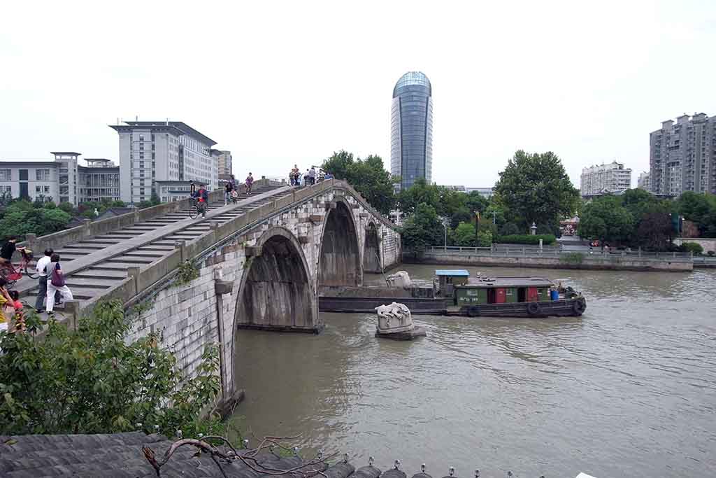 Beijing-Hangzhou-Grand-Canal.jpg