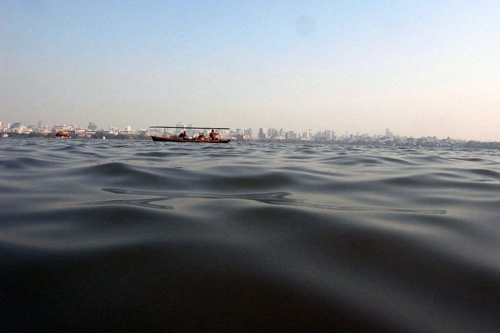 Hangzhou-West-lake.jpg