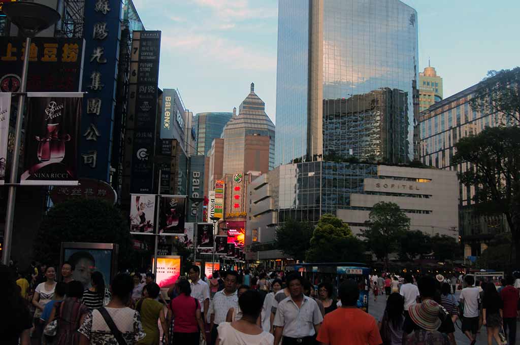 Shanghai-Nanjing-Road.jpg